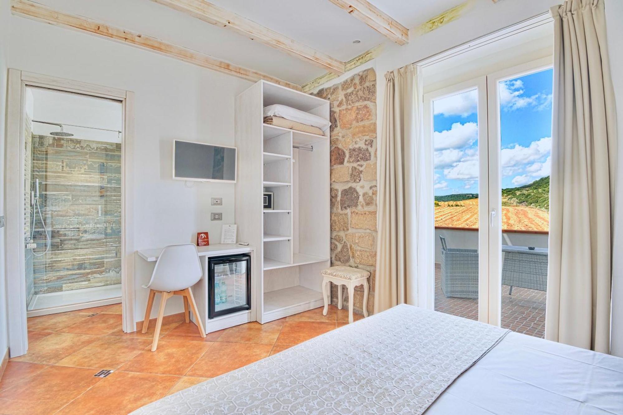 B&B La Roccia Dell'Elefante Castelsardo Luaran gambar